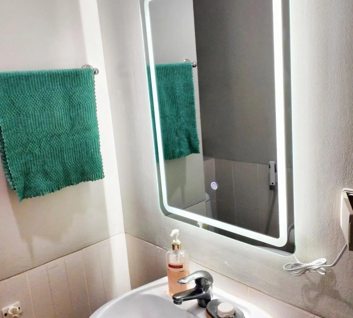 Apartment Flair Towers Urban Resort Staycations Manila Philippines